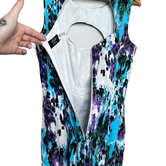 GUESS Women's Shift Peekaboo Neckline Turquoise Multicolor Paint Splatter Dress - Picture 13 of 16